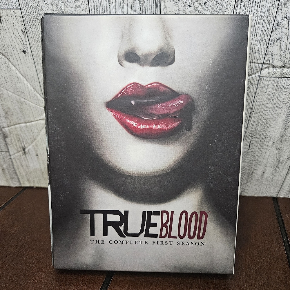 True Blood The Complete First Season DVD Season 1 HBO 1st Season 5-Disc Set 2009